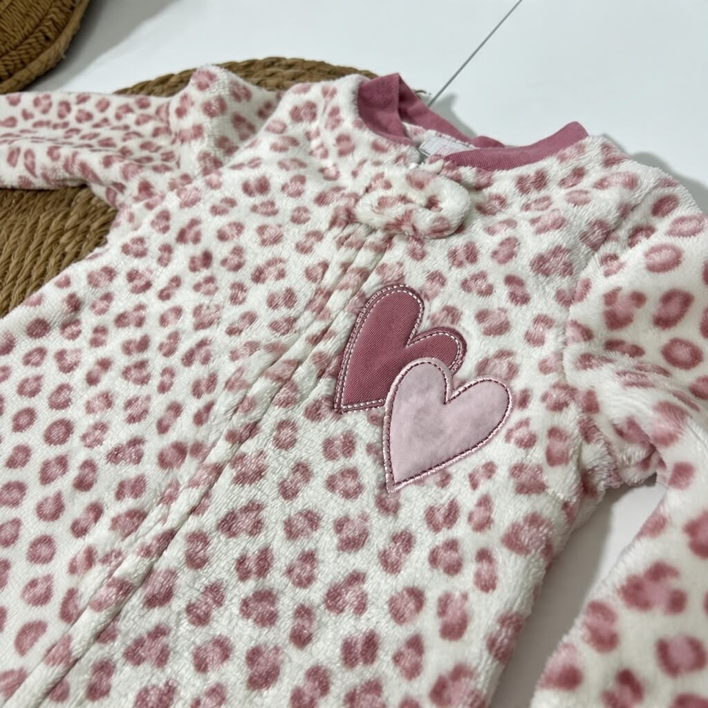LEOPARD HEARTS - Fleece Footed Sleepsuit (Pink)